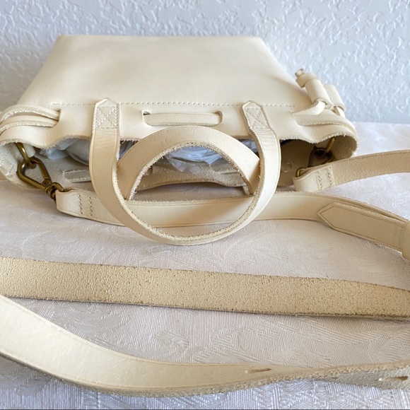 Madewell Ivory The Small Drawstring Transport Crossbody - Picture 8 of 16